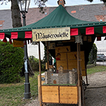 Der Mäusegaukler , das wahrscheinich schönste Mäuseroulette der Welt, eine Maus oder was auch immer zum Marktwochenende auf dem Mittelalterspektakel zu Dillingen an der Donau gehört.